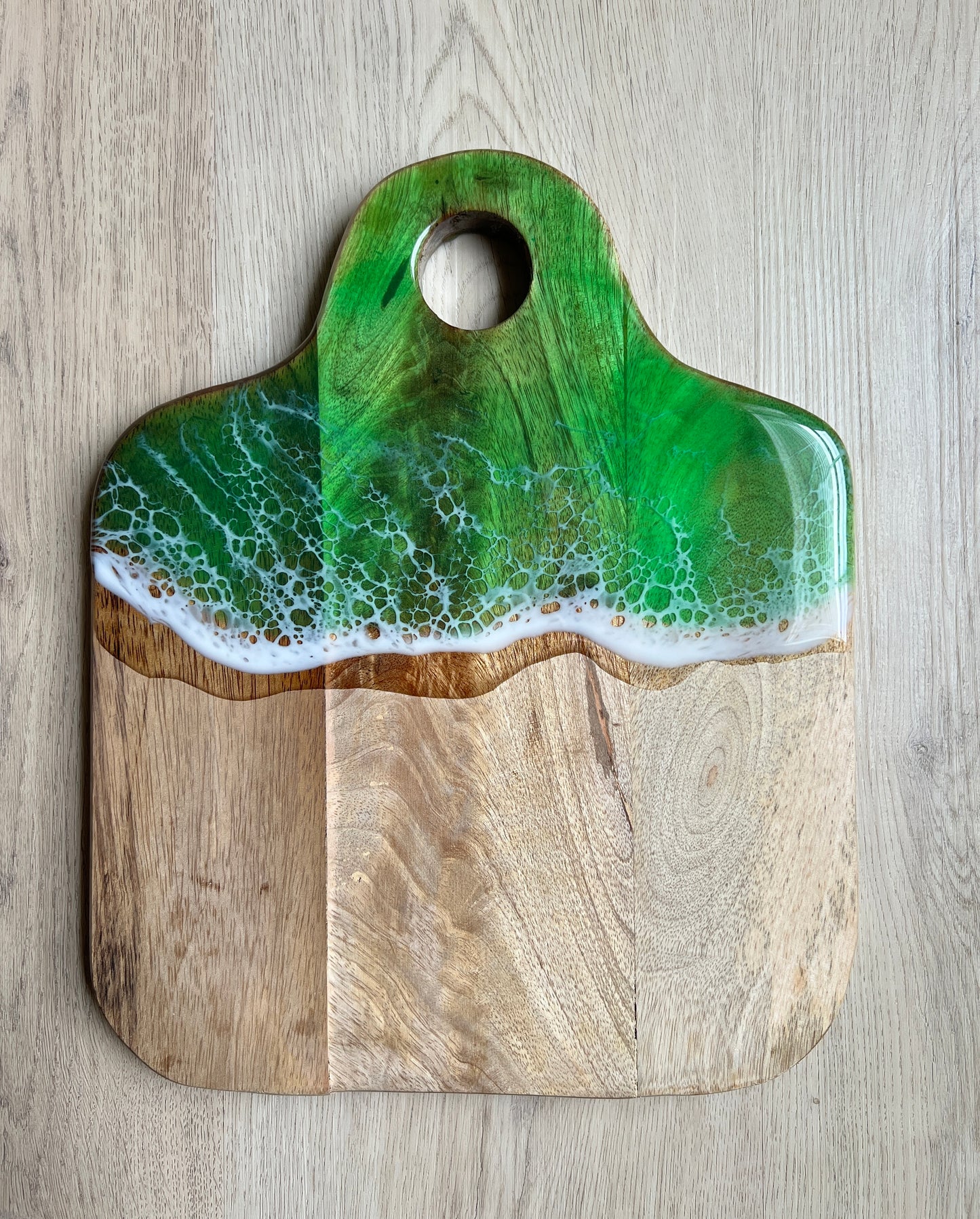 Green Waves Serving Board