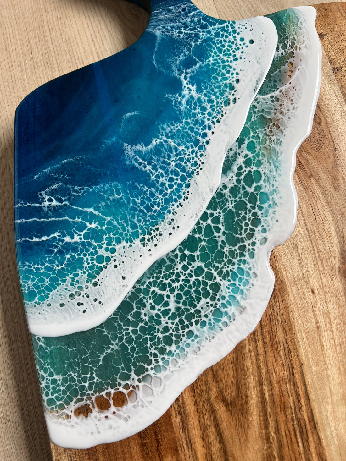 3 Tips for Creating Waves with Resin