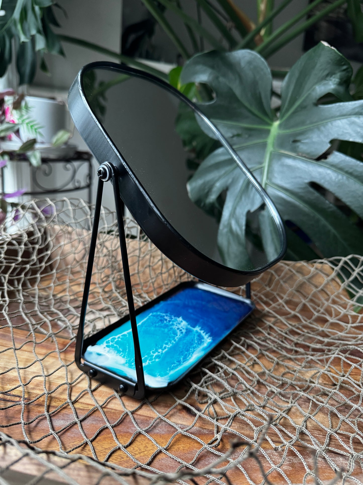 Table Top Makeup Mirror with Metal Tray