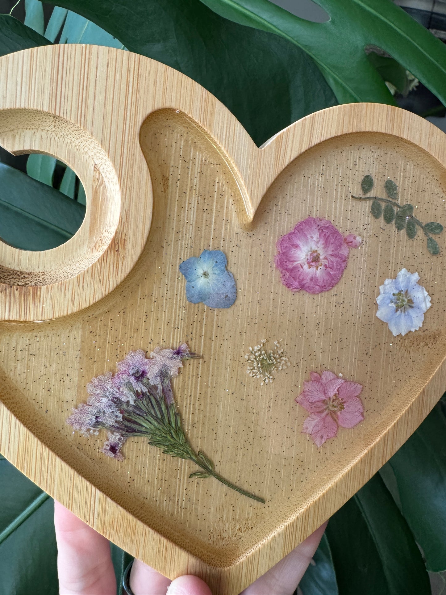 Flower Appetizer board with wine glass holder