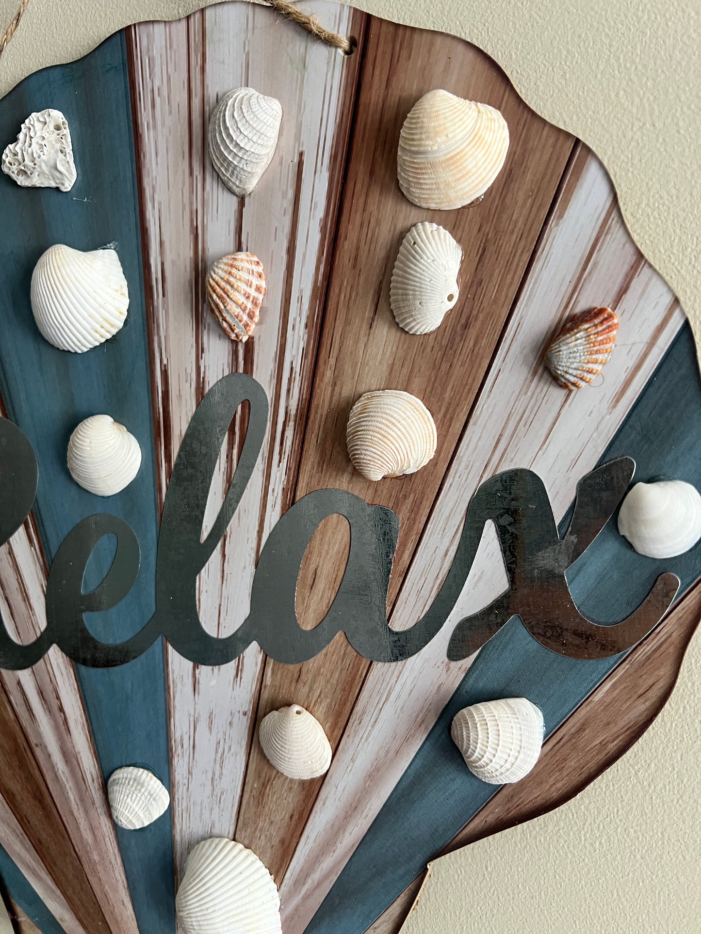 Shell Relax Hanging Sign